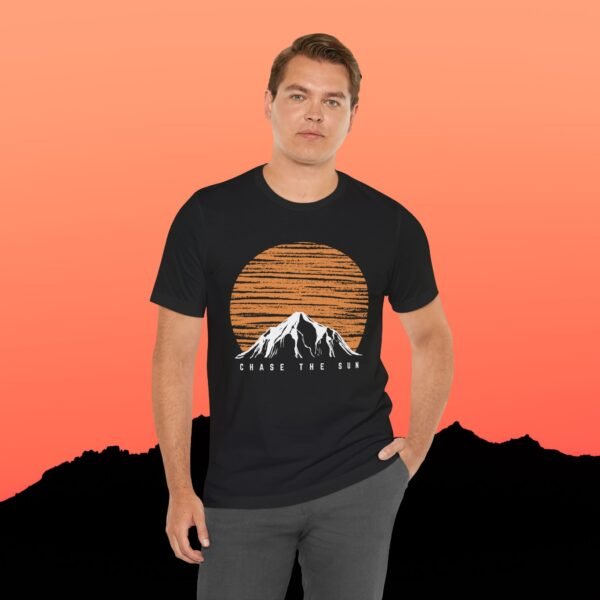 Mountain Sunset Graphic Tee - Chase the Sun T-Shirt - Triply Tees